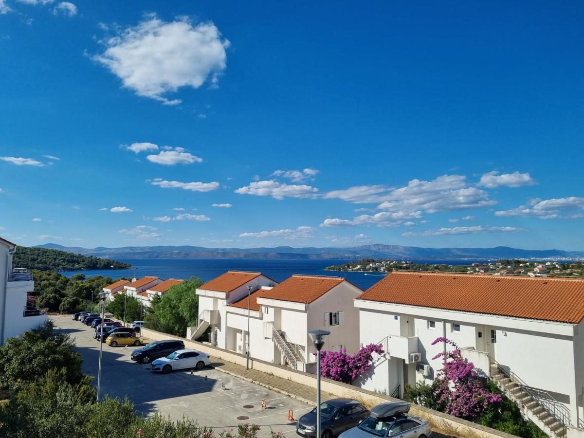 Apartman Telalovic Nečujam Exterior foto
