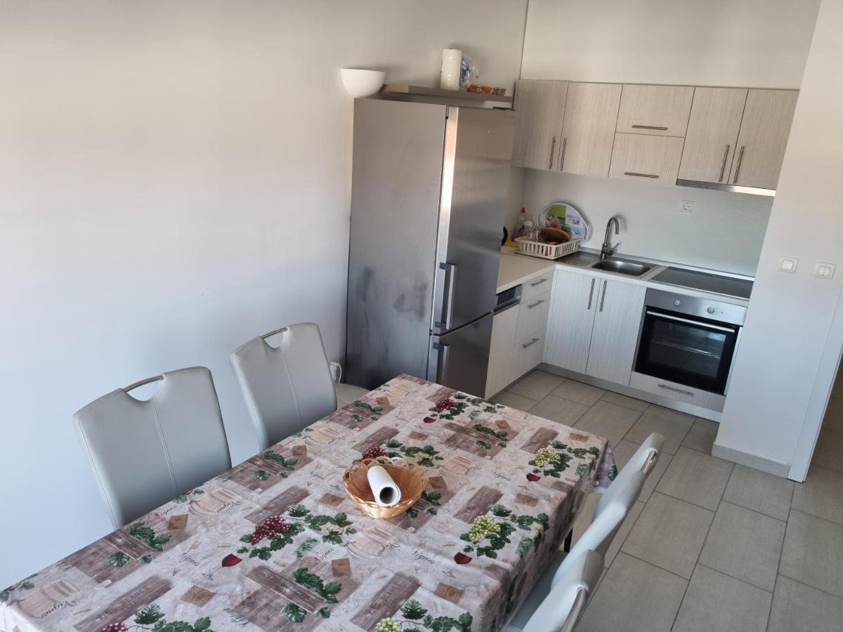 Apartman Telalovic Nečujam Exterior foto